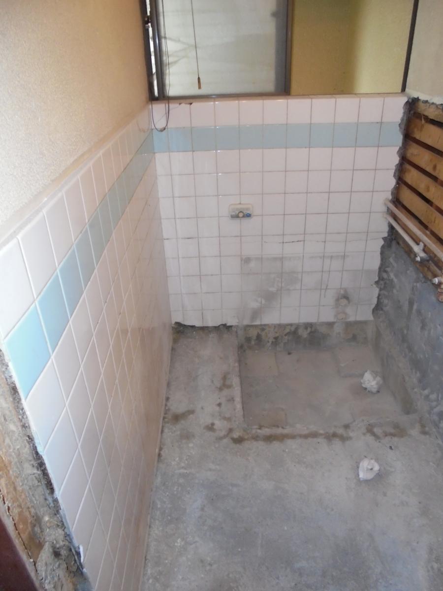 ユニットバス　作業中